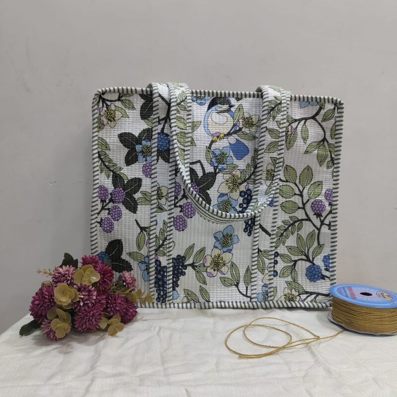Quilted Tote Bag Medium - Pastel Paradise