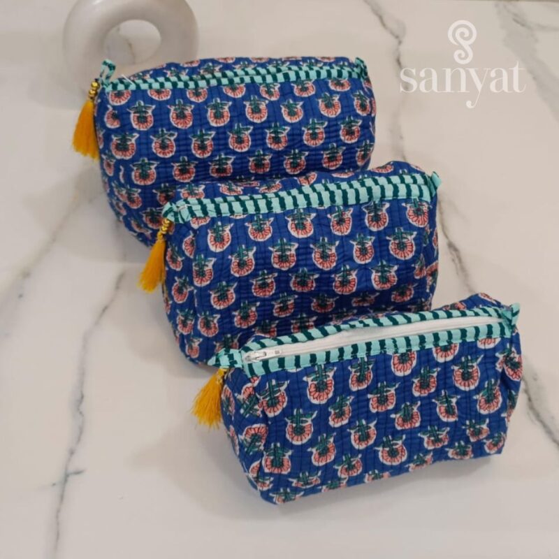 Cosmetic pouches - set of 3 with waterproof lining